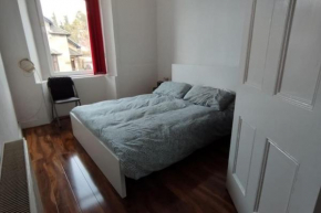 Lovely flat near Glasgow